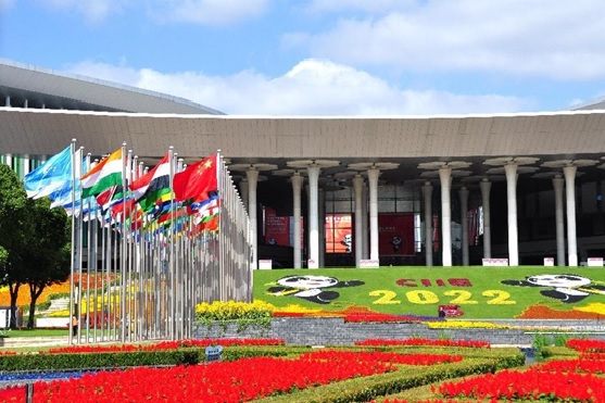 CIIE to write more stories of open cooperation, win-win results