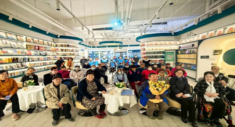 Physical bookstores in Beijing gains new vitality
