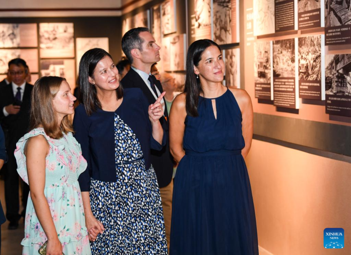 To pass down friendship between Chinese, American peoples from generation to generation