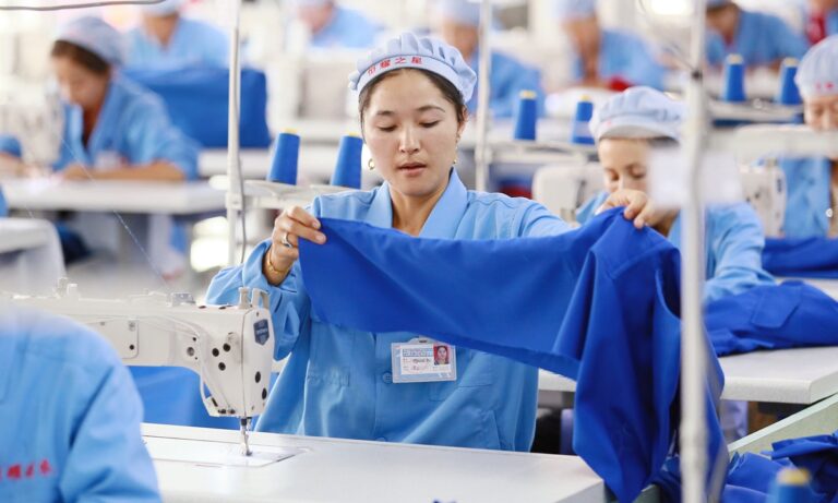 30,000 plus Xinjiang-related stories expose how certain Western media fabricate, hype up ‘forced labor’ smear