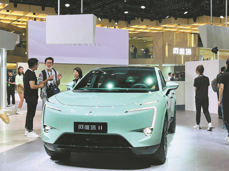 Chinese new energy vehicle sector speeds up expansion overseas