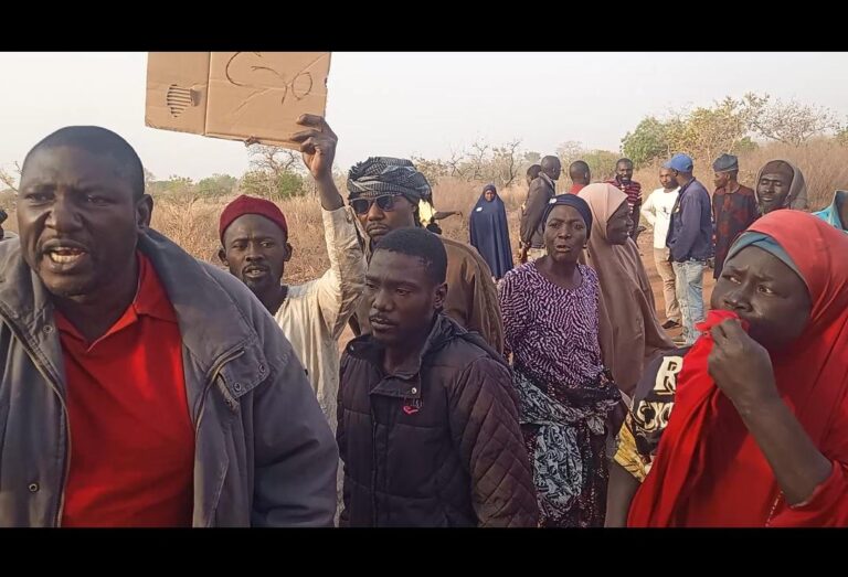 Dangote Sugar Refinery Workers Stage Mass Protest Over Months of Unpaid Salaries