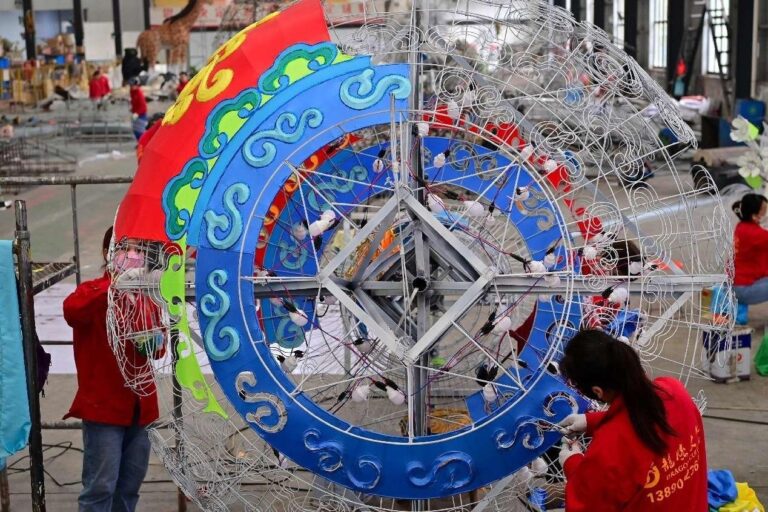 Zigong’s lanterns enjoy high reputation around world
