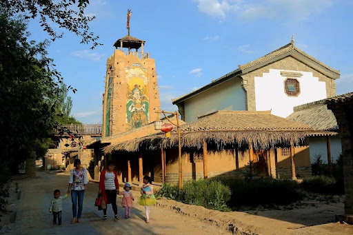 Village in Ningxia prospers in tourism thanks to utilization of local culture