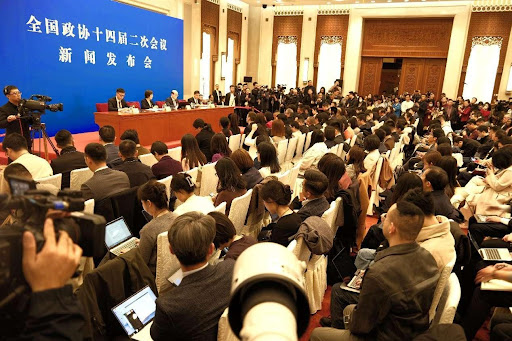“Two sessions” offers window for international community to understand China
