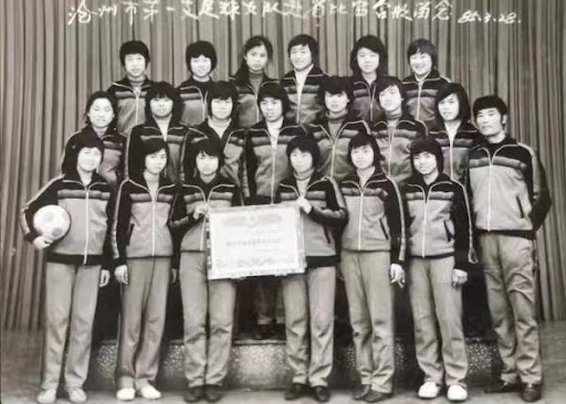 Senior women in Hebei catch second wind from soccer