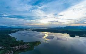Chinese company builds floating solar plant in Indonesia, contributes to Indonesia’s green development
