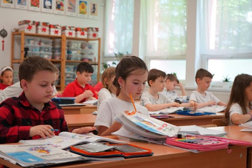 Bilingual school in Budapest nurtures envoys of China-Hungary friendship