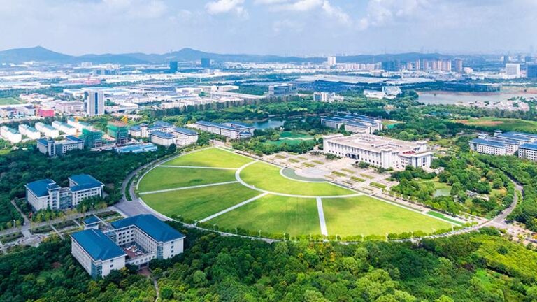 Schools across China embrace digitalization, build smart campuses