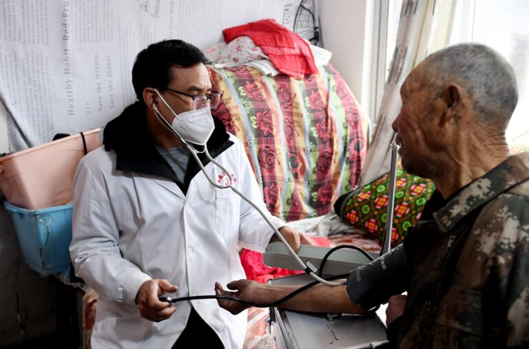 China builds world’s largest healthcare service system