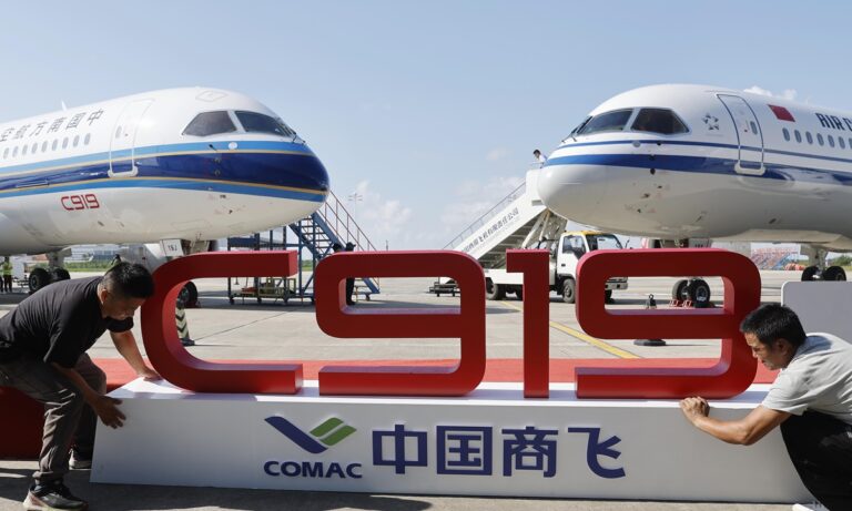 C919 enters new phase in multi-user operations