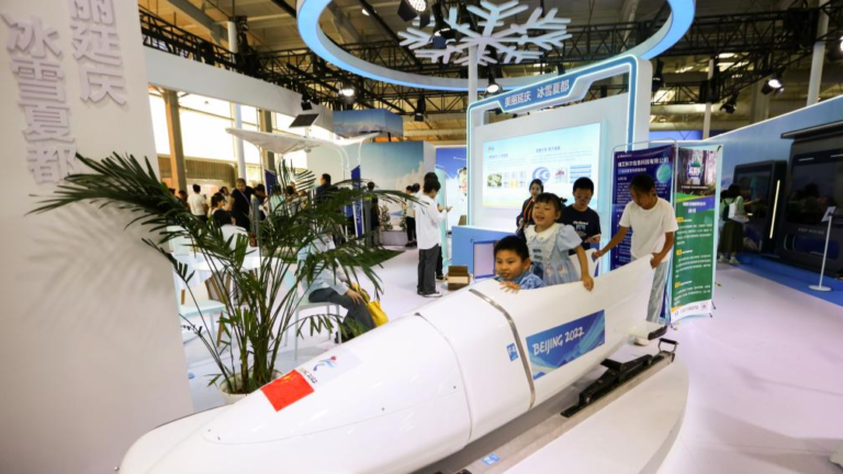 China promotes high-quality development of service trade via high-level opening up