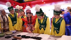 Horgos in Xinjiang brings border crossing into daily life