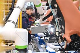 Chongqing’s ‘digital roads’ serve as training grounds for smarter vehicles