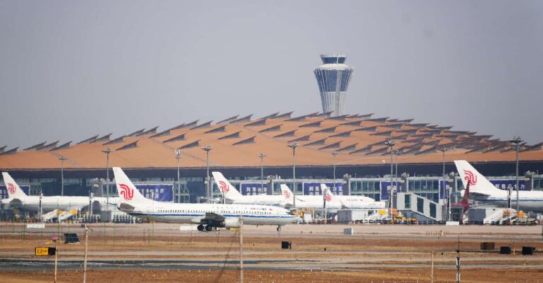 Large flying population reflects high-quality development of civil aviation in China